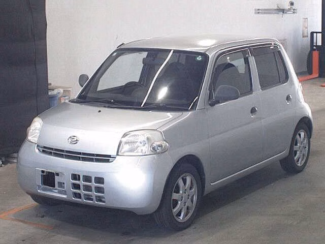 DAIHATSU ESSE