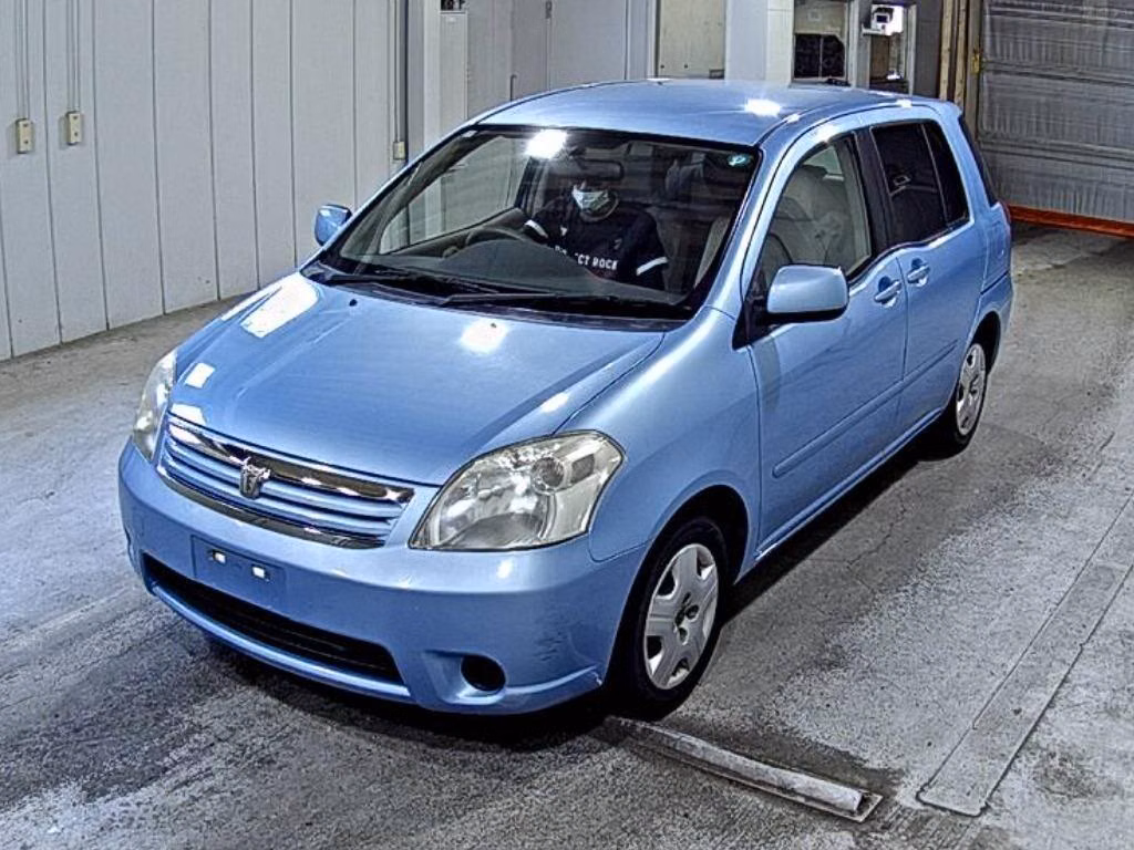 TOYOTA RAUM