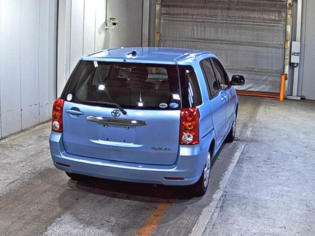 TOYOTA RAUM