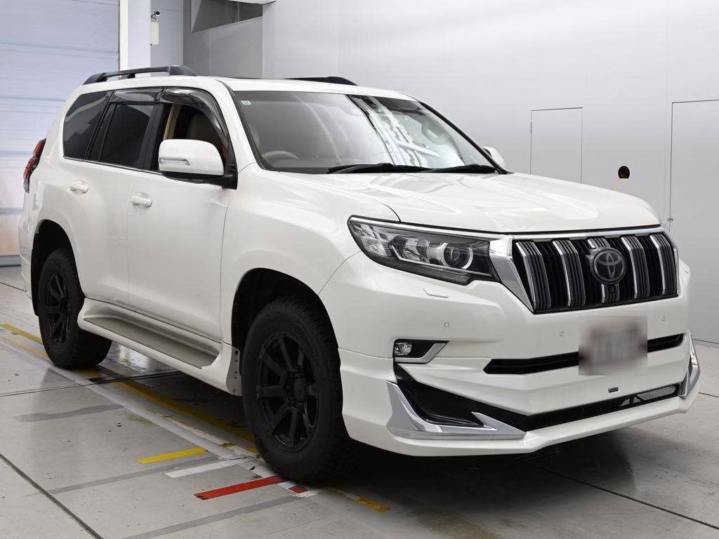 TOYOTA LAND CRUISER PRADO