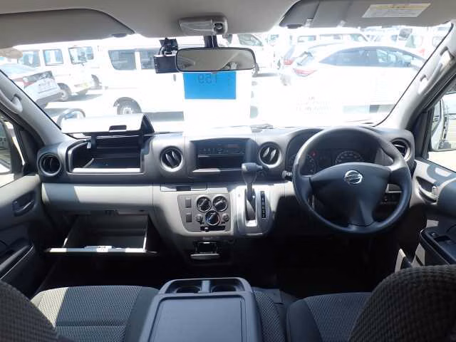 NISSAN NV350 CARAVAN