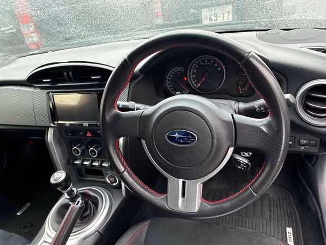 SUBARU BRZ