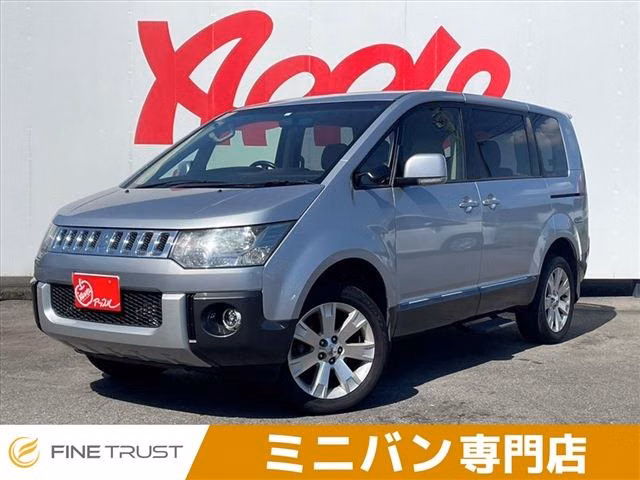 MITSUBISHI DELICA D:5