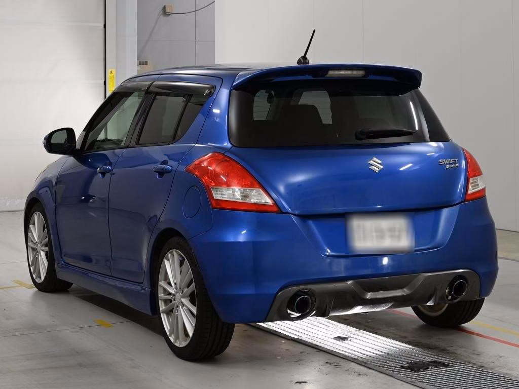 SUZUKI SWIFT