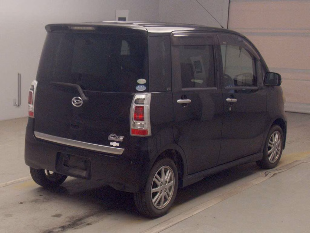 DAIHATSU TANTO EXE