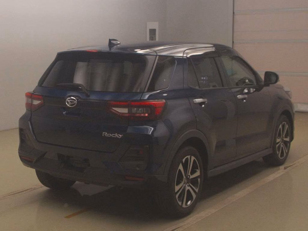 DAIHATSU ROCKY