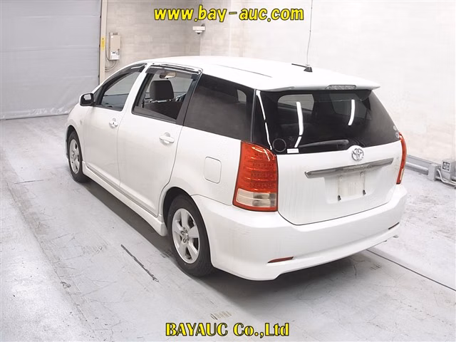 TOYOTA WISH