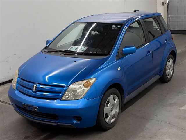 TOYOTA IST