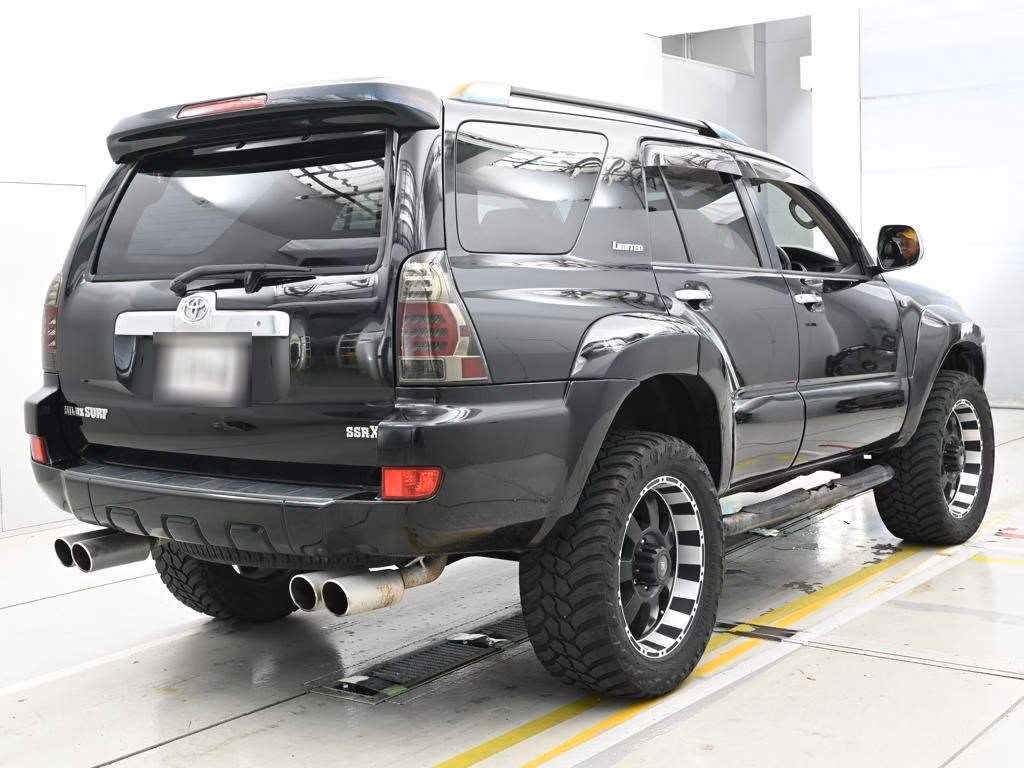TOYOTA HILUX SURF