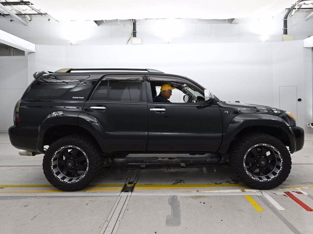TOYOTA HILUX SURF
