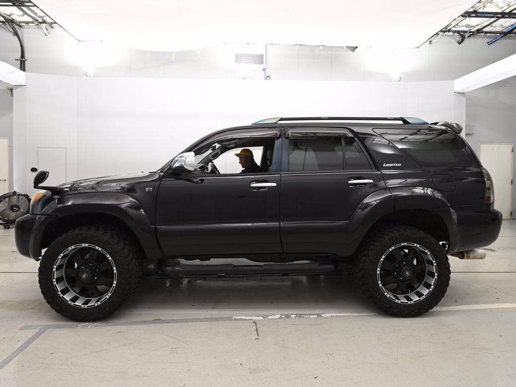 TOYOTA HILUX SURF