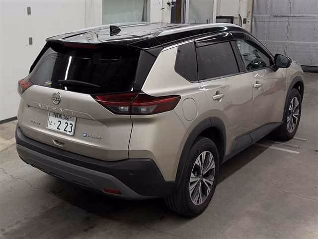 NISSAN X-TRAIL