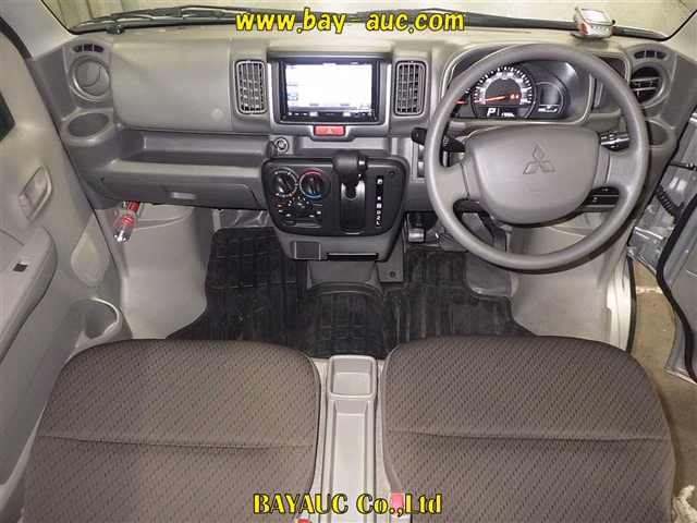 MITSUBISHI MINICAB