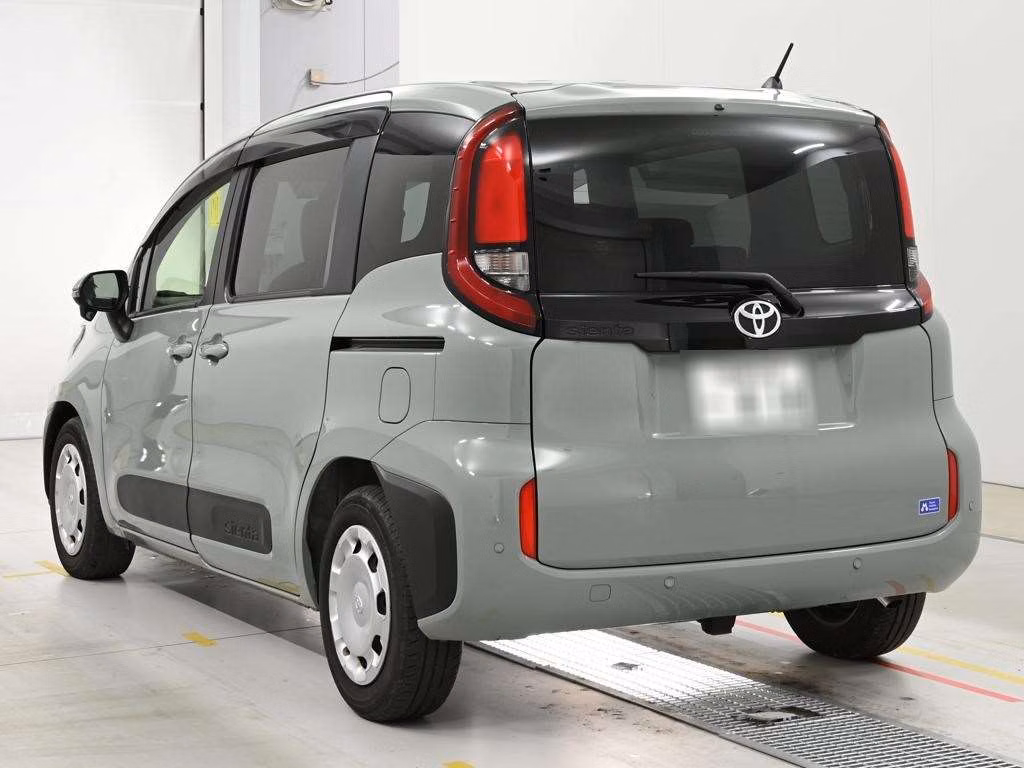 TOYOTA SIENTA
