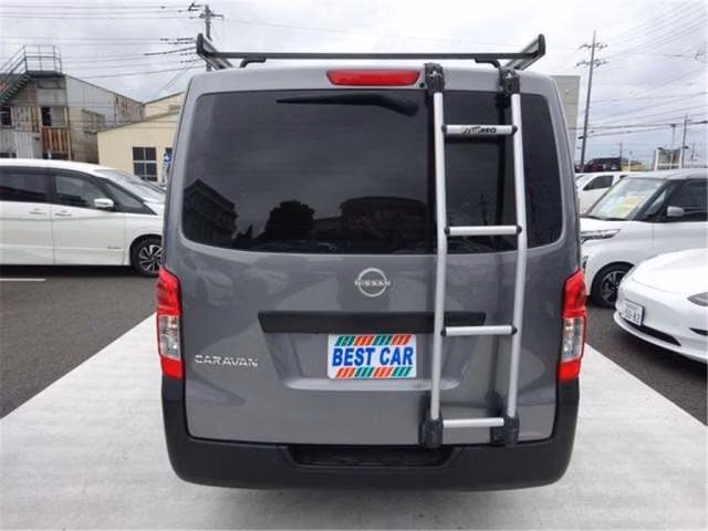 NISSAN CARAVAN