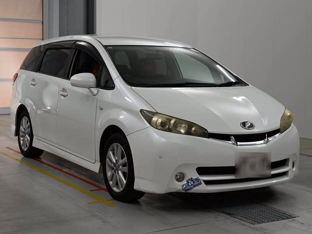 TOYOTA WISH