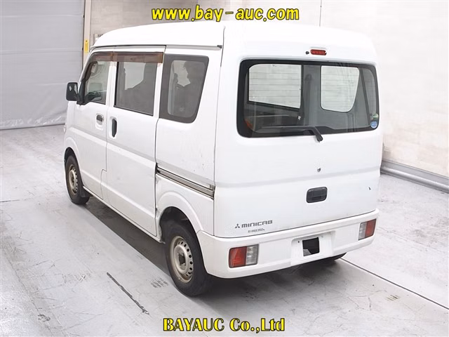 MITSUBISHI MINICAB