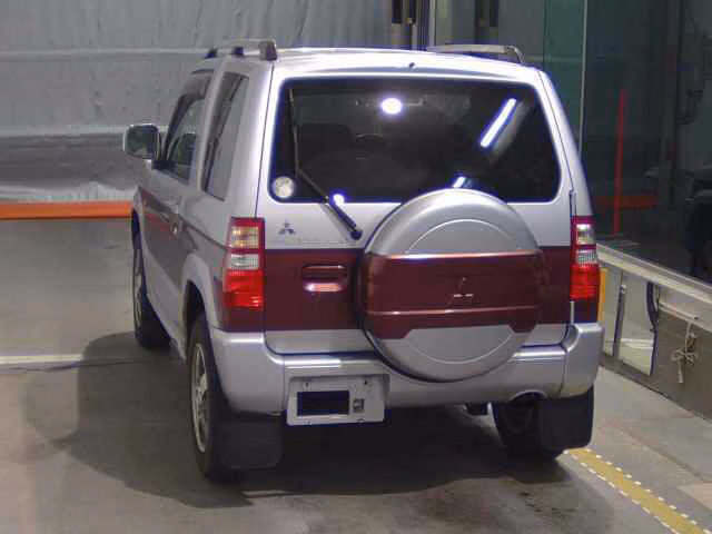 MITSUBISHI PAJERO MINI
