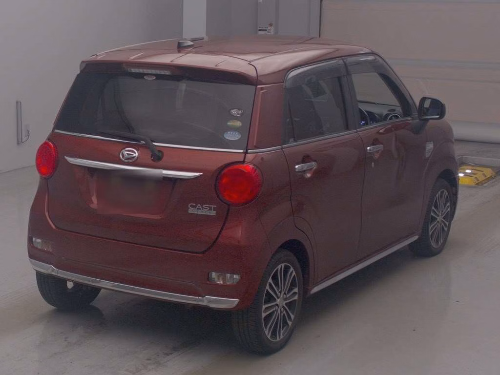 DAIHATSU CAST