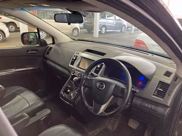 MAZDA MPV