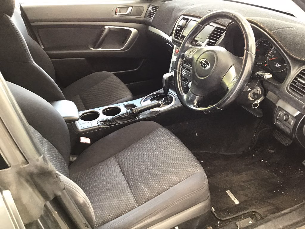 SUBARU LEGACY