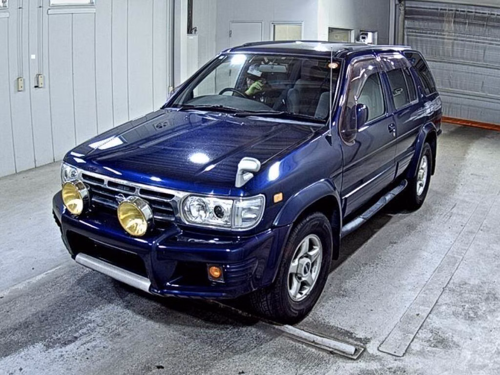 NISSAN TERRANO