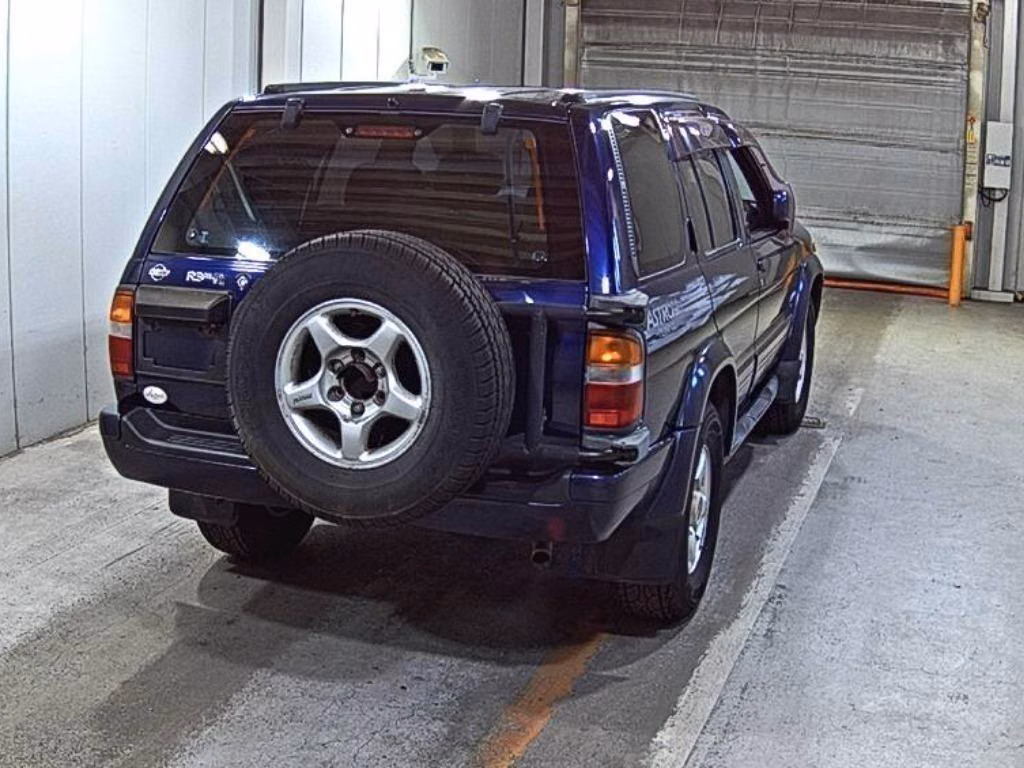NISSAN TERRANO