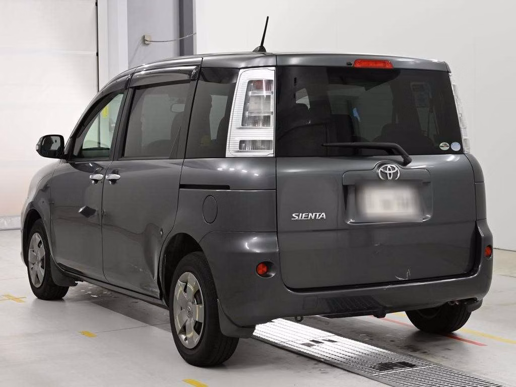 TOYOTA SIENTA