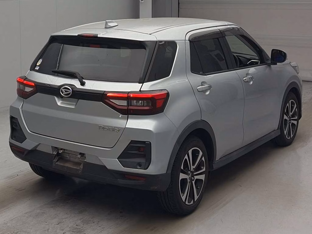 DAIHATSU ROCKY
