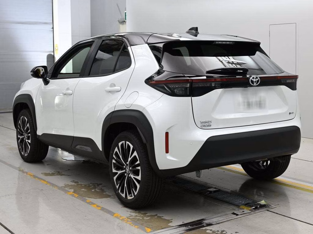 TOYOTA YARIS CROSS