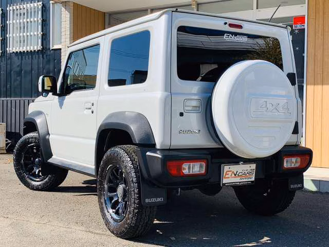 SUZUKI JIMNY SIERRA