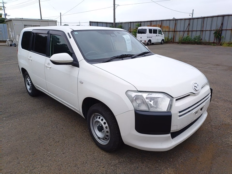 MAZDA FAMILIA