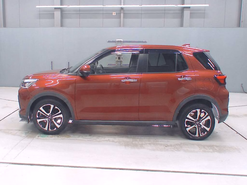 DAIHATSU ROCKY