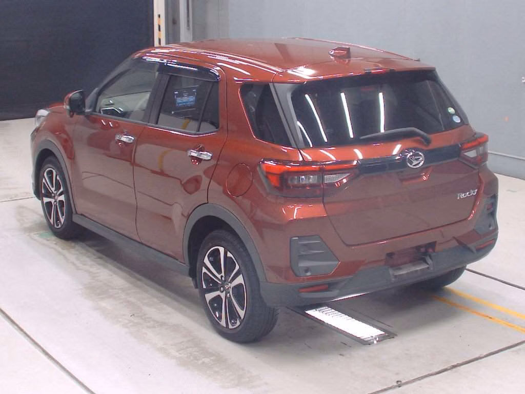 DAIHATSU ROCKY
