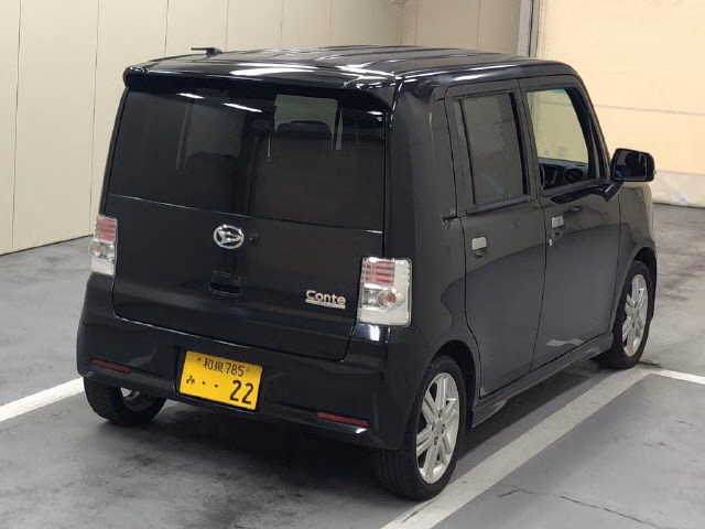 DAIHATSU MOVE CONTE