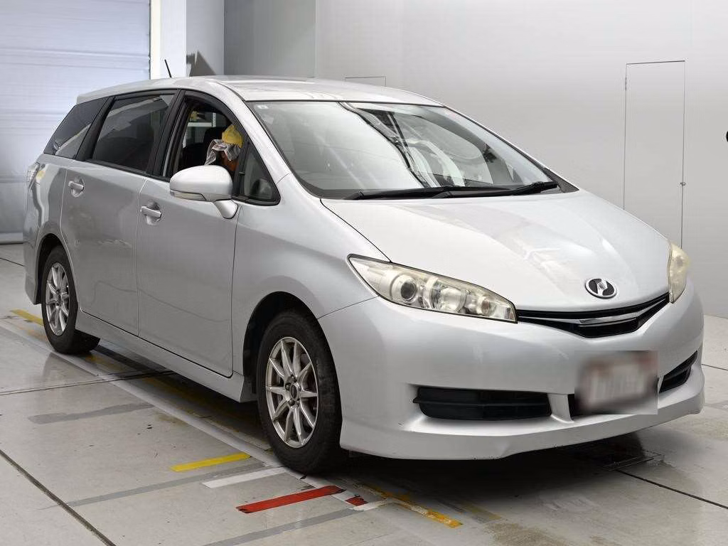 TOYOTA WISH