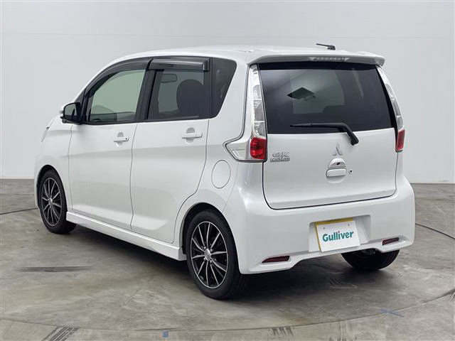 MITSUBISHI EK CUSTOM