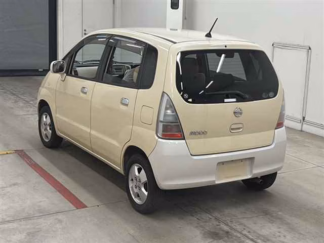 NISSAN MOCO