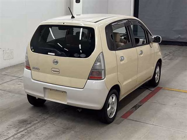 NISSAN MOCO