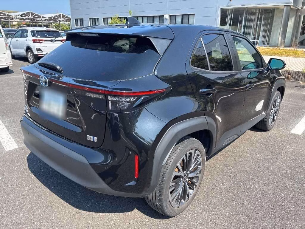 TOYOTA YARIS CROSS