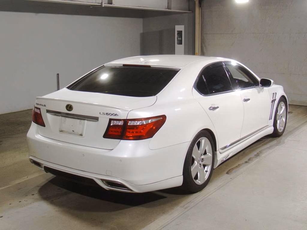 LEXUS LS460
