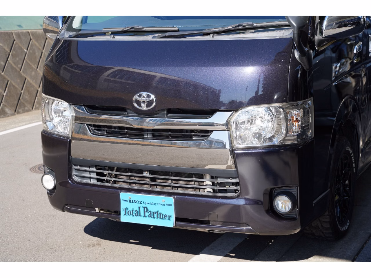 TOYOTA REGIUS ACE