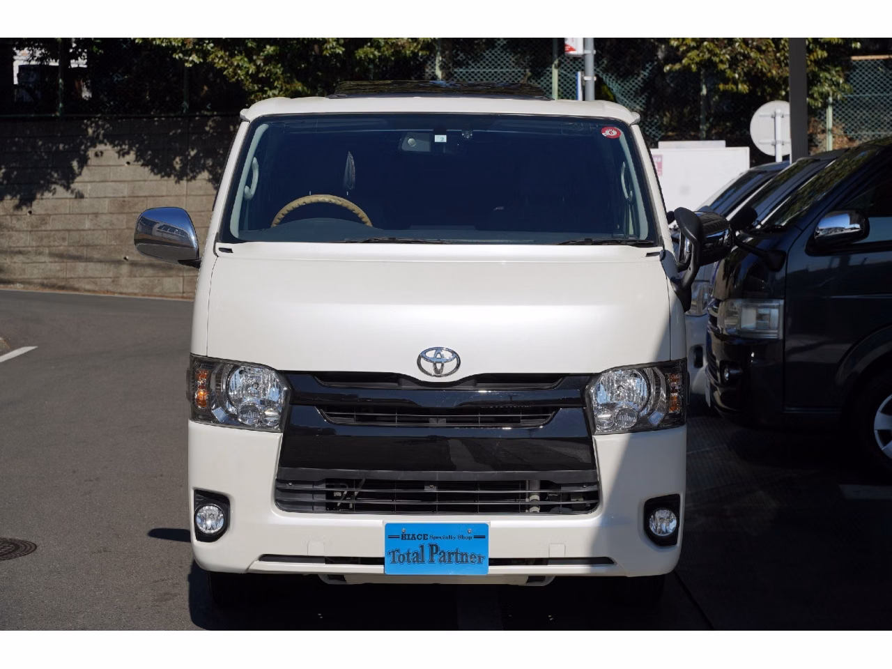 TOYOTA REGIUS ACE