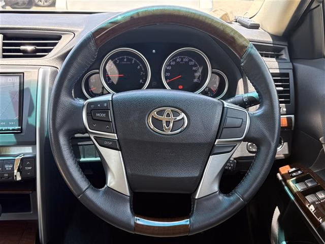 TOYOTA MARK X