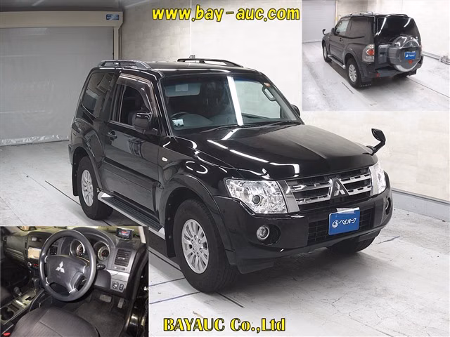 MITSUBISHI PAJERO
