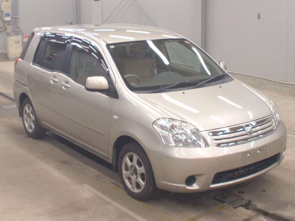 TOYOTA RAUM