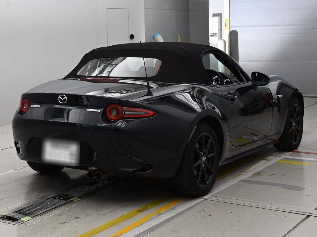 MAZDA ROADSTER