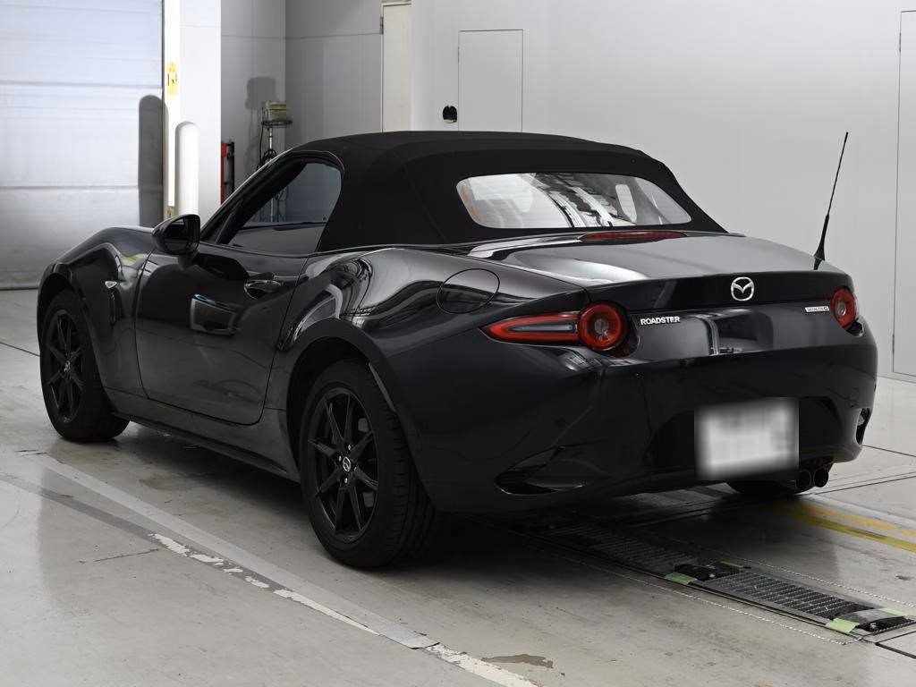 MAZDA ROADSTER