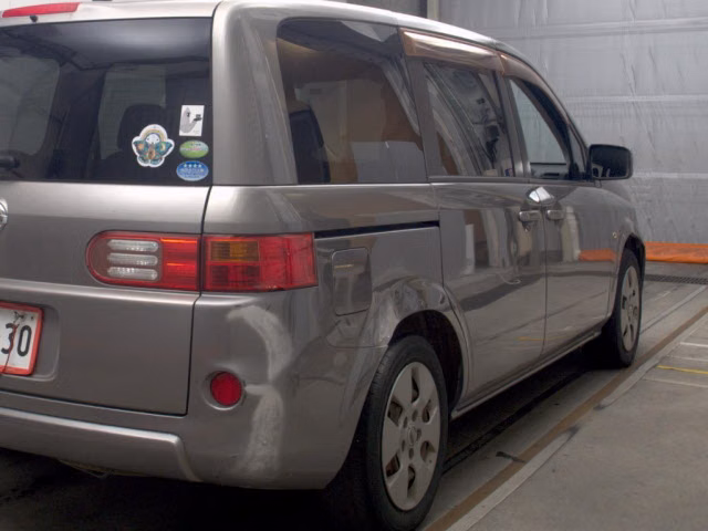 NISSAN LAFESTA