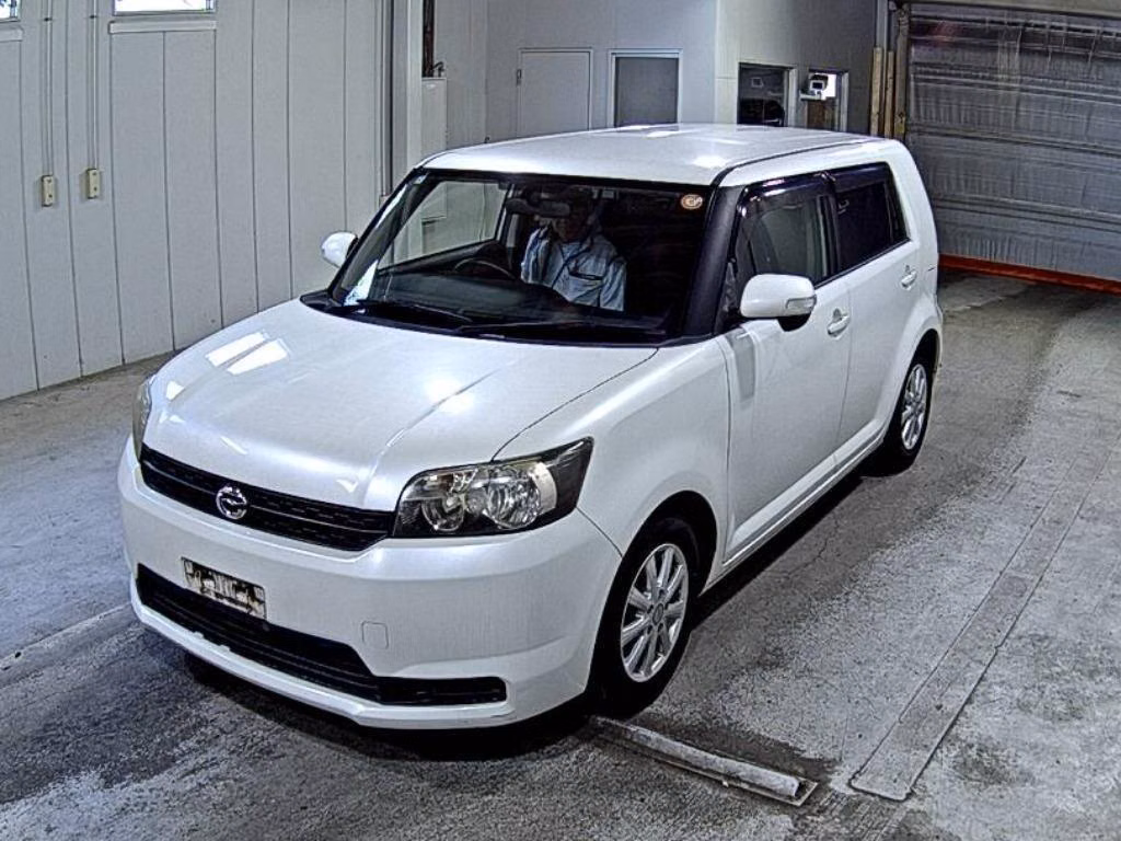 TOYOTA COROLLA RUMION